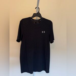 Never Used- Under Armour Men’s Training Shirt - Black - Size M